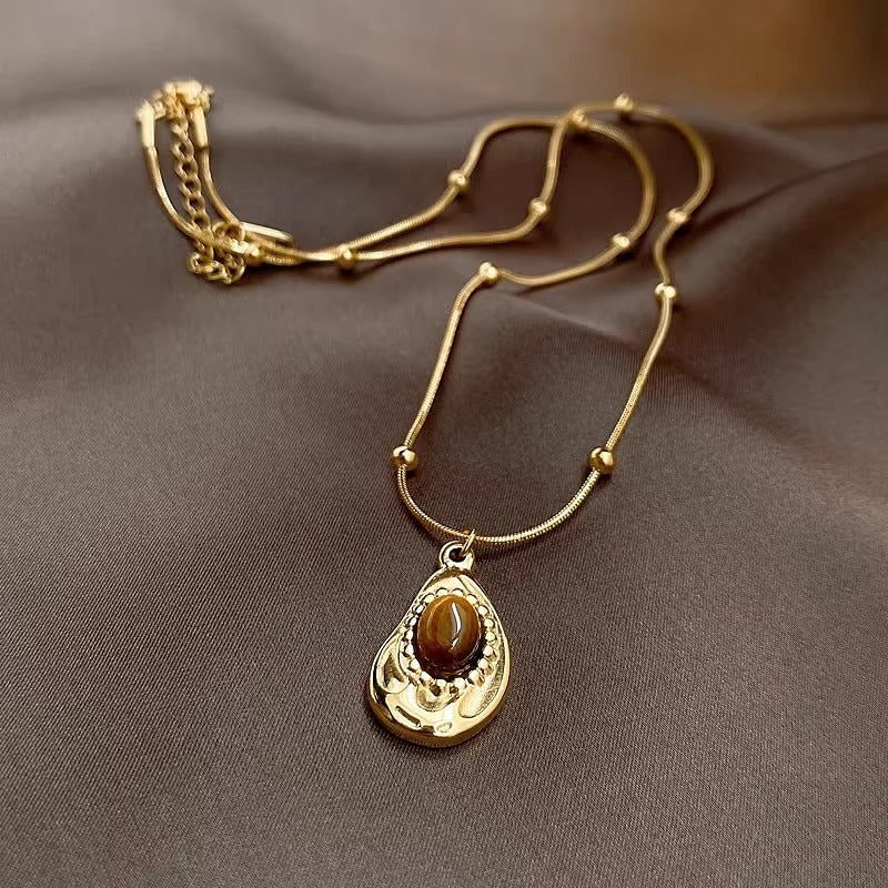 Irregular Amber Stone Necklace