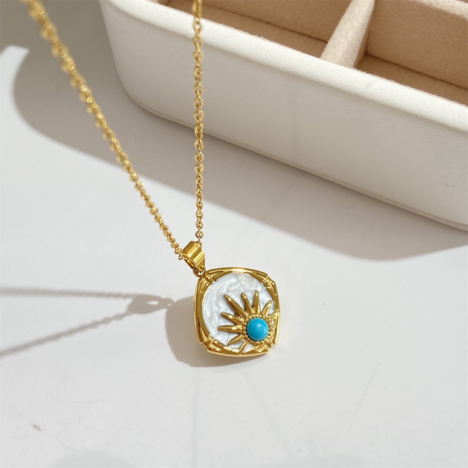 Drop Oil Pearl Blue Turquoise Sun Pendant Necklace