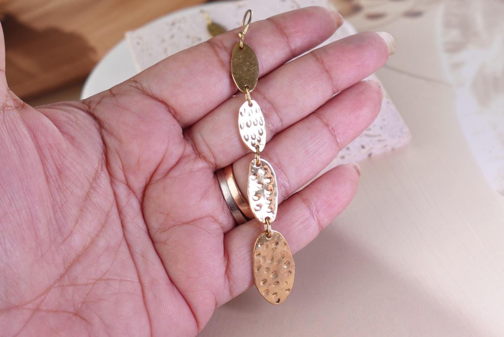 Hammered Gold Disc Necklace and Drop Earrings Set – Textured Oval Link Statement Jewelry