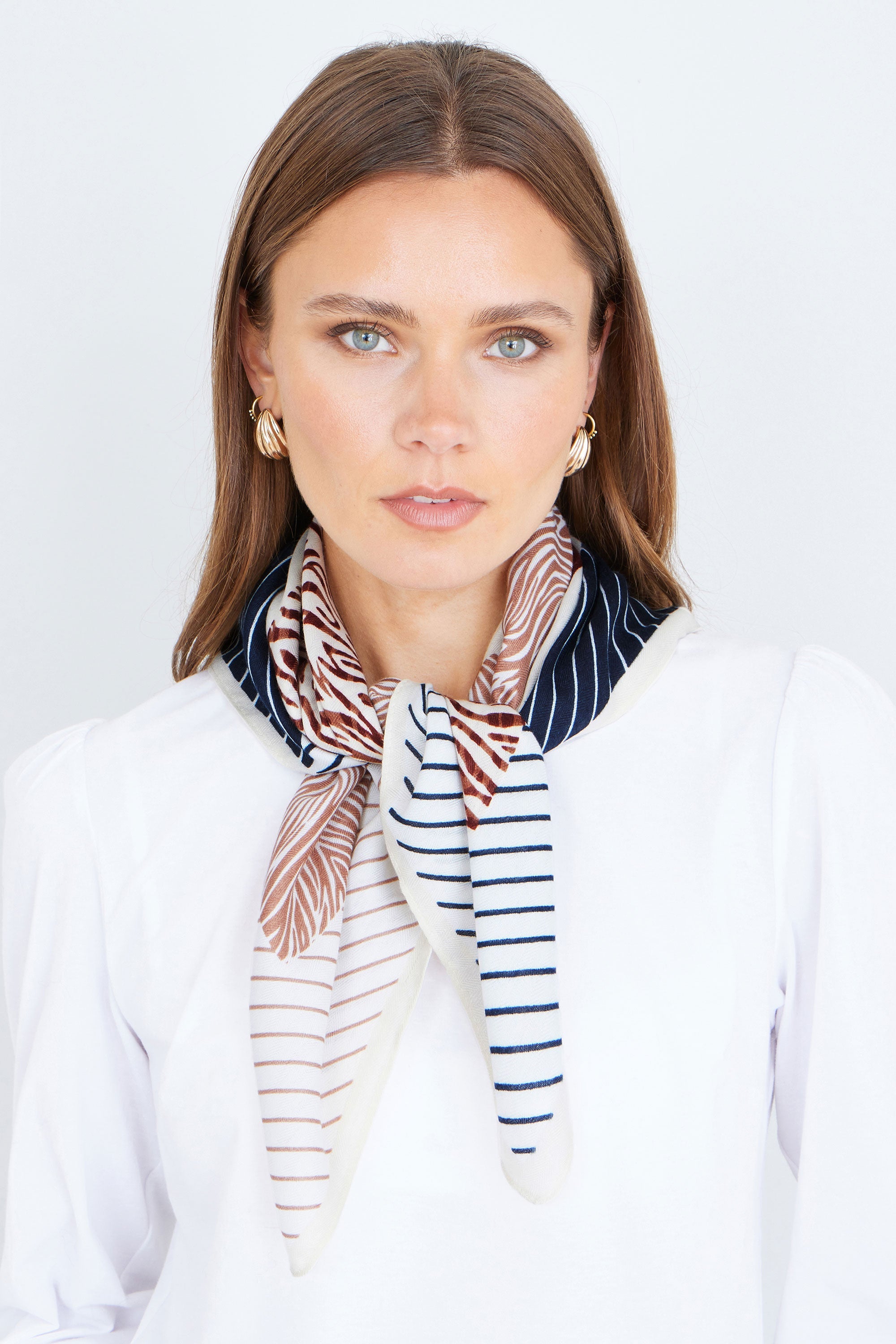 Écharpe Yumi en Viscose Multicolore à Motif Rayé