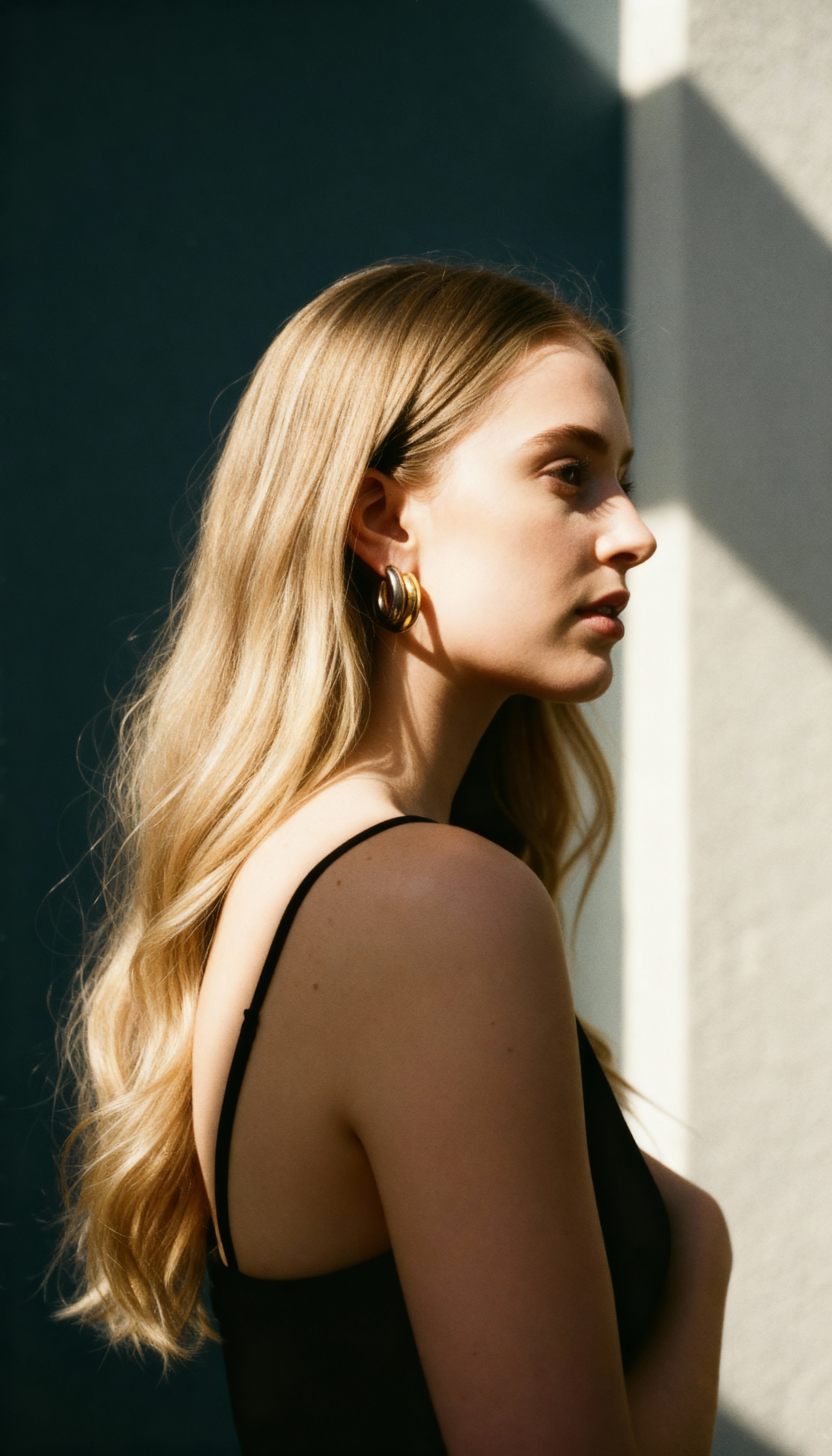 Nia Large Hoops | Gold Vermeil