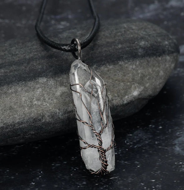 Amorphous Crystal Pendant Necklace