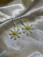 Colourful daisy flower earrings