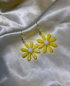 Colourful daisy flower earrings